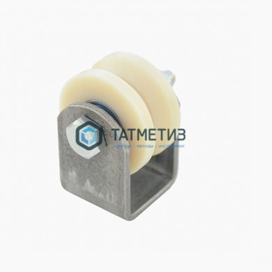 Ролик КАПРОЛОН d 50мм под УГОЛ на ПЛАТФОРМЕ |  «ТАТМЕТИЗ» Ролик КАПРОЛОН d 50мм под УГОЛ на ПЛАТФОРМЕ -  магазин крепежа «ТАТМЕТИЗ»