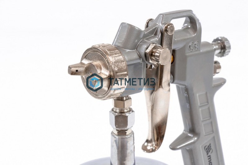 Краскораспылитель пневмат. с нижним бачком V=1,0 л, сопла диаметром 1.2, 1.5 и 1.8 мм// Matrix Краскораспылитель пневмат. с нижним бачком V=1,0 л, сопла диаметром 1.2, 1.5 и 1.8 мм// Matrix